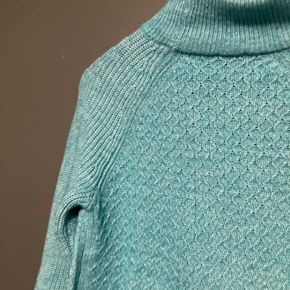 Talbots Women Sweater Pullover Size M Blue Turtleneck Quilted Knit Classic - Picture 7 of 8